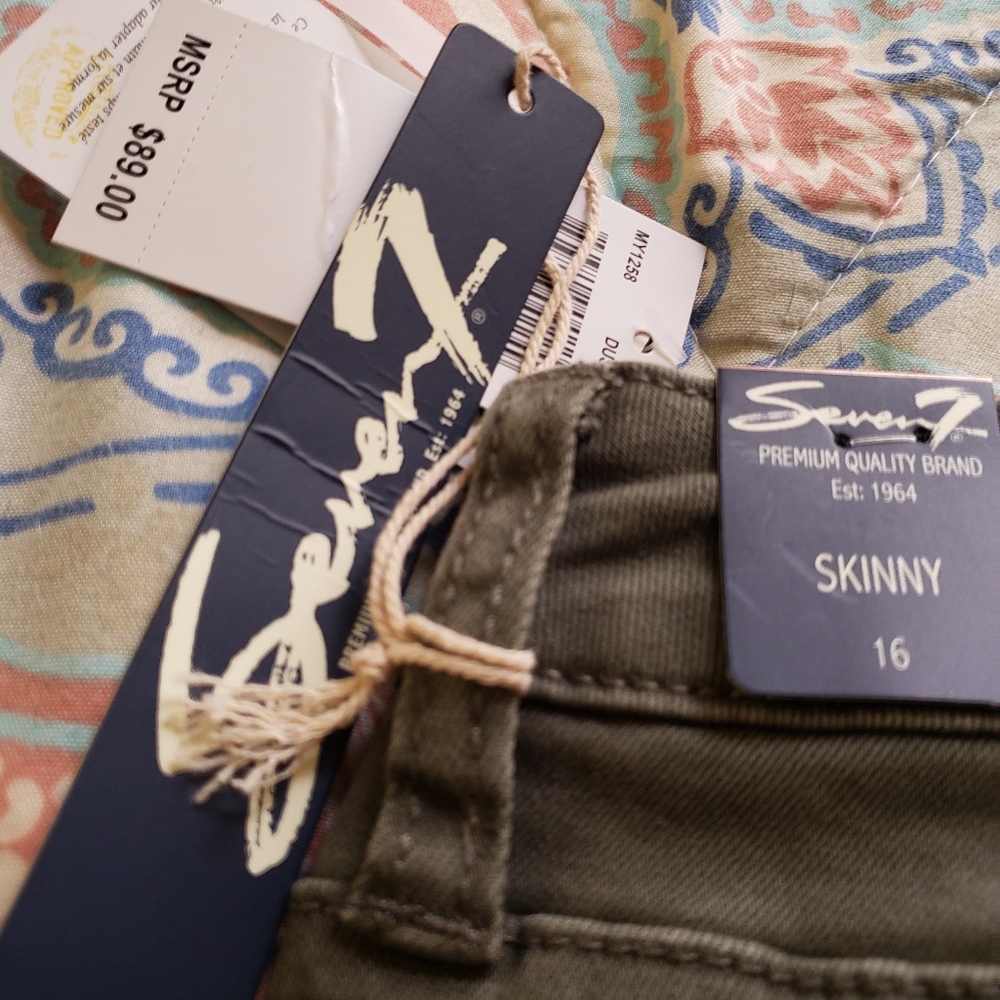 Seven7 Embroidered Green Skinny Jeans Size 16 Plus NWT - Picture 4 of 4